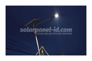 Lampu PJU Solarcell Manado dan Sulawesi Utara untuk Satuan atau Proyek Terbaru 2021