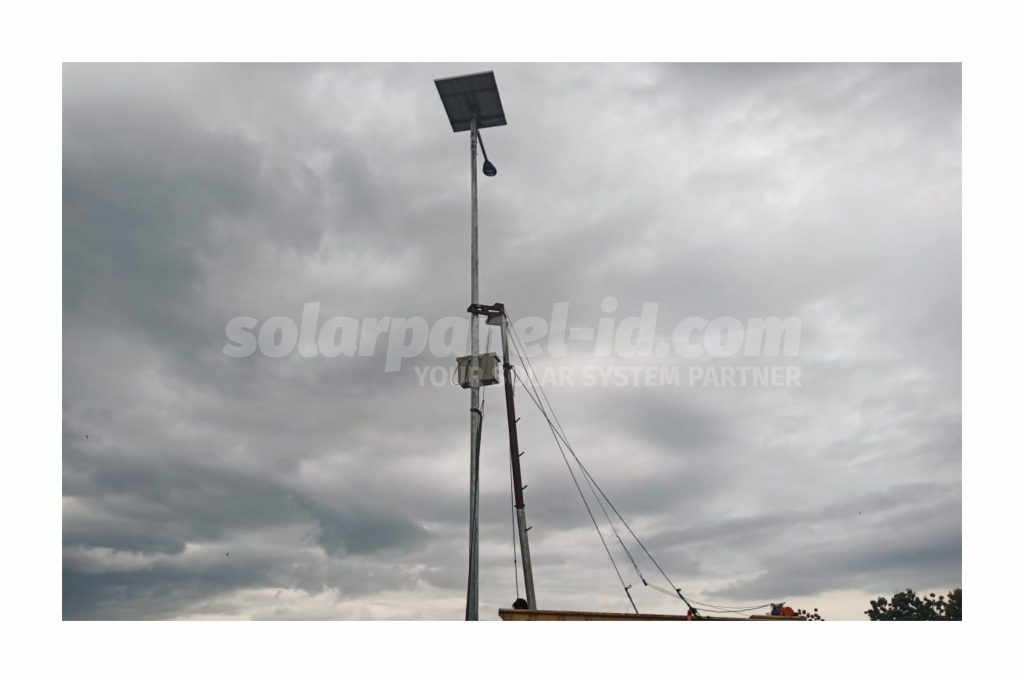 harga lampu pju tenaga surya mamuju dan sulawesi barat